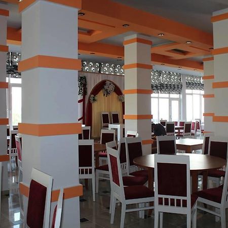 Hotel Natyra E Qete Peshkopi エクステリア 写真